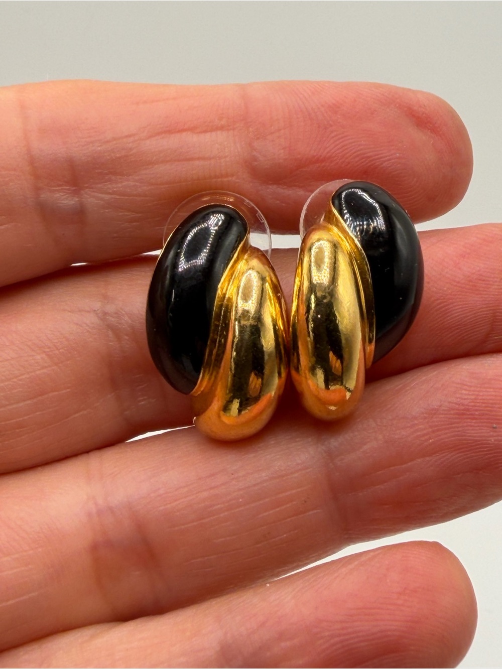 Vintage Gold and Black Dome Clip-On Earrings - Timeless Two-Tone Women’s Jewelry